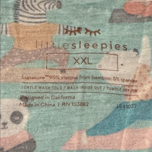Little Sleepies yoga animals on aqua snap-Henley long sleeve top (XXL) - EUC! - Picture 8 of 10
